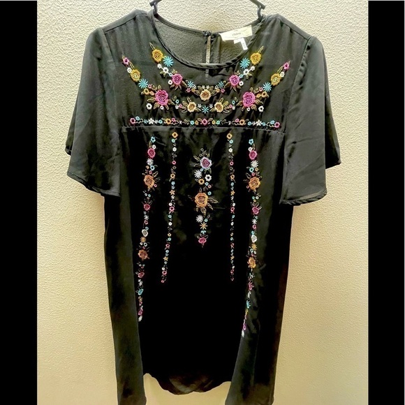 Entro BOUTIQUE EMBROIDERED LITTLE BLACK DRESS SIZE SMALL - Picture 1 of 3